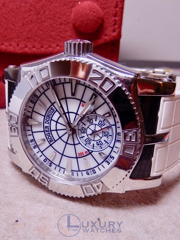 Roger dubuis deals easy diver